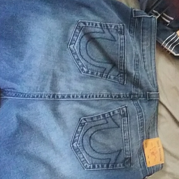 Destroyed Ture Religion Jeans - Picture 3 of 3